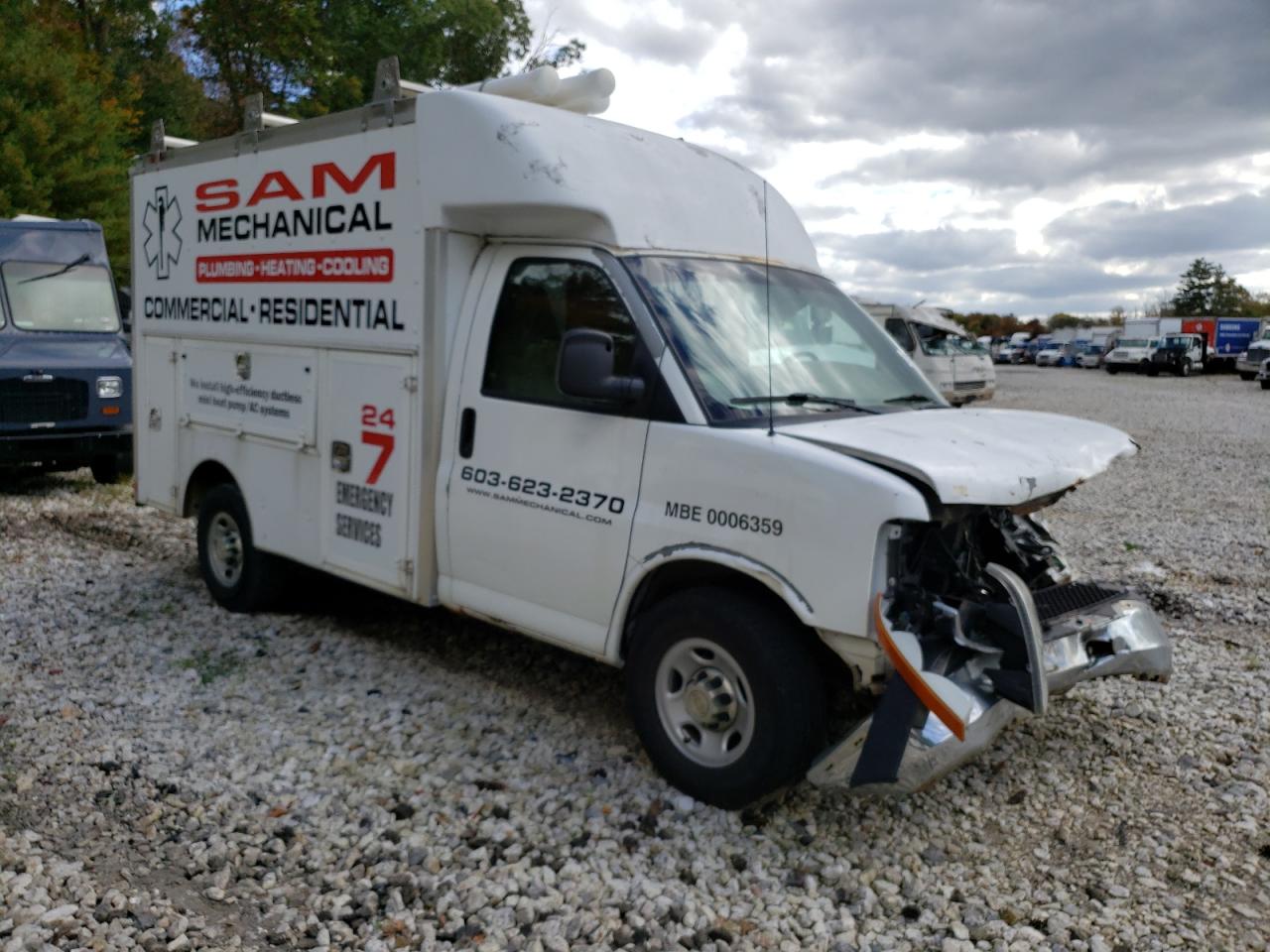 2010 Chevrolet Express VIN 1GB3G2AA6A1165028 Copart auction photo, front end / minor dent/scratches damage thumbnail 4