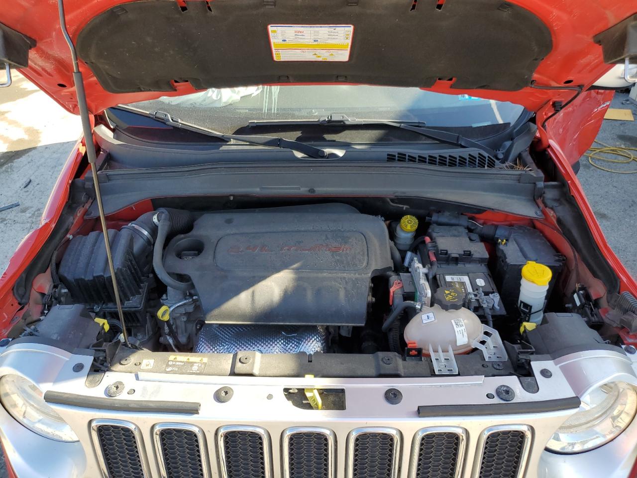 2015 Jeep Renegade VIN ZACCJBDT4FPB23104 Copart auction photo, all over damage thumbnail 12