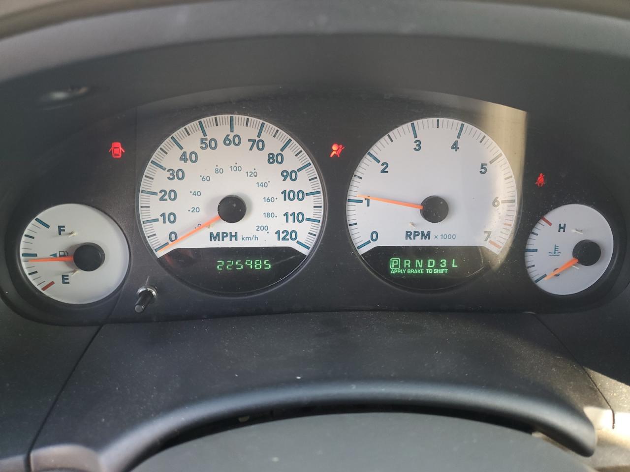 2006 Dodge Caravan VIN 2D4GP44L16R650284 Copart auction photo, front end / minor dent/scratches damage thumbnail 9