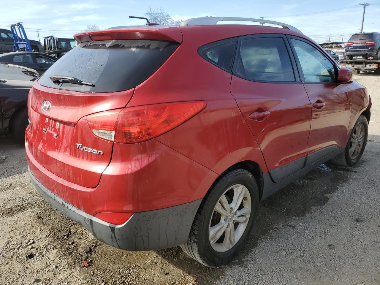 2011 Hyundai Tucson VIN KM8JU3AC3BU285349 Copart auction photo, front end damage thumbnail 3