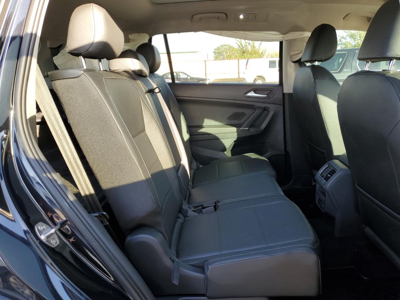 2018 Volkswagen Tiguan VIN 3VV3B7AX3JM078803 Copart auction photo, front end / rear end damage thumbnail 11
