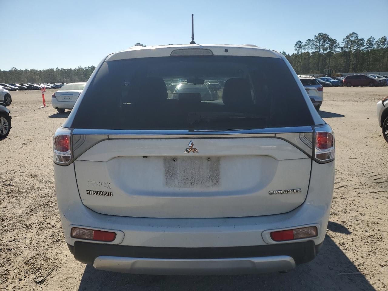 2015 Mitsubishi Outlander VIN JA4AD3A38FZ002919 Copart auction photo, front end damage thumbnail 6