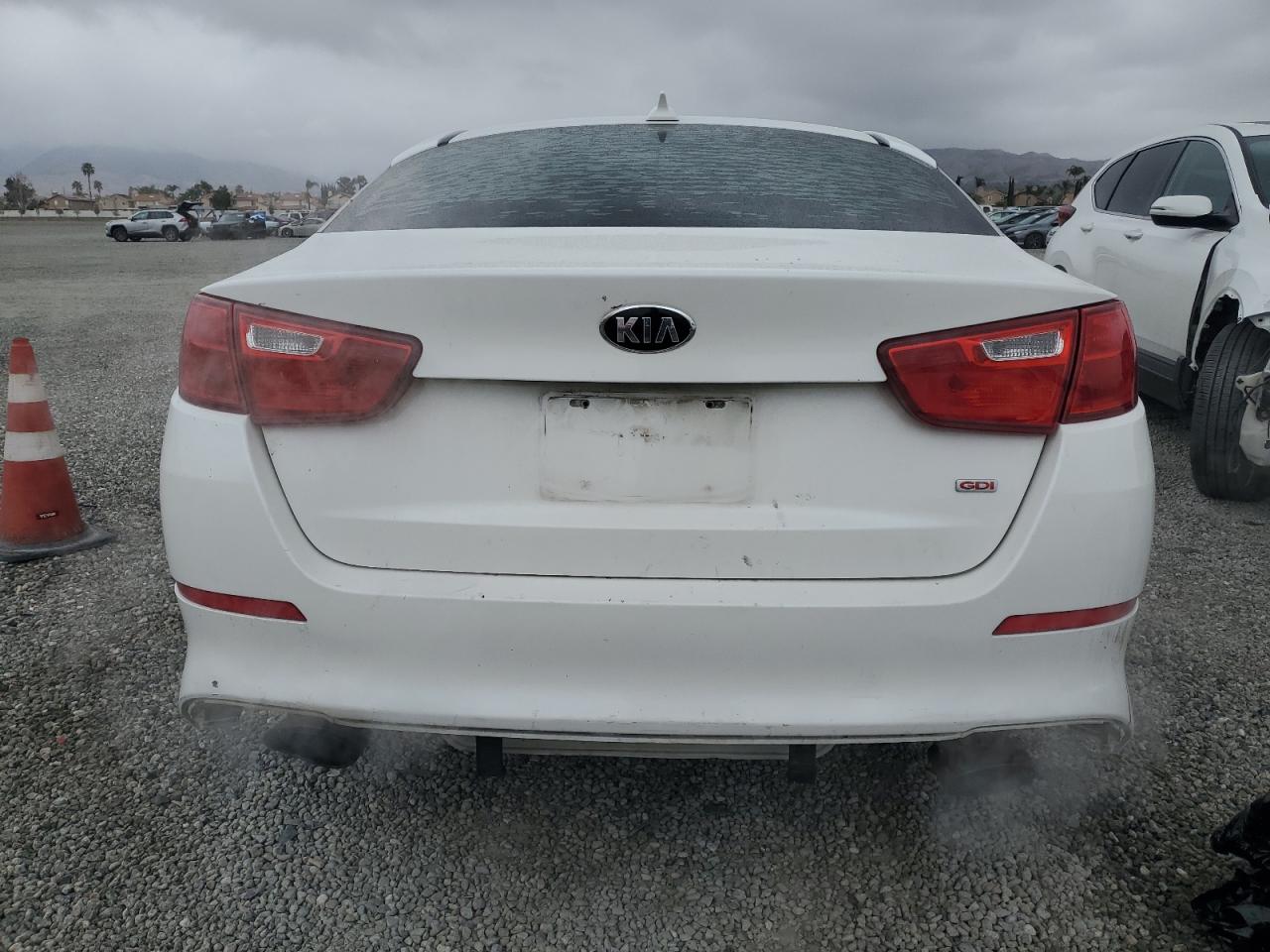 2015 KIA Optima VIN KNAGM4A71F5662913 Copart auction photo, front end damage thumbnail 6
