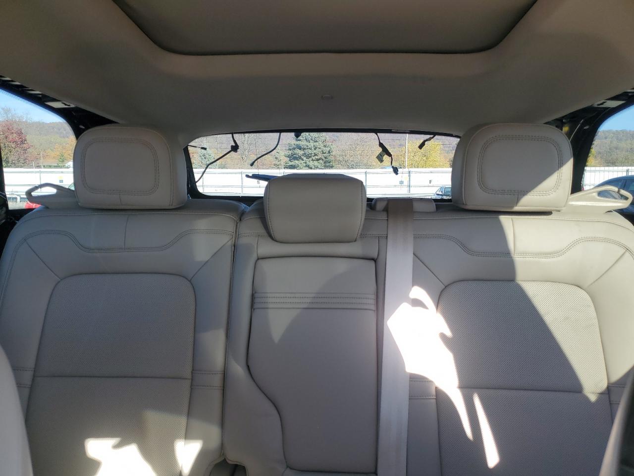 2022 Lincoln Corsair VIN 5LMCJ2D93NUL22493 Copart auction photo, rear end damage thumbnail 10