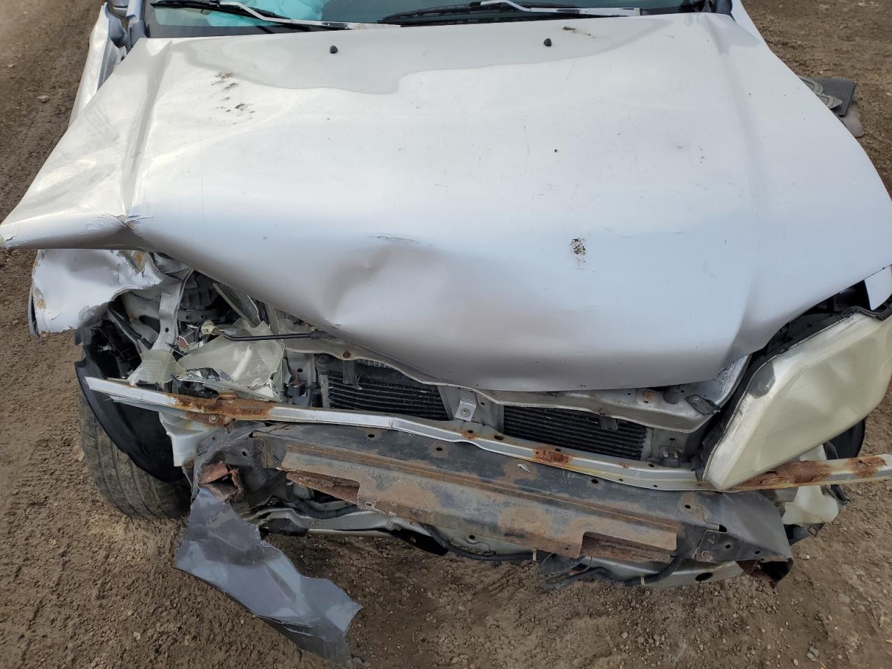 2001 Honda CR-V VIN JHLRD18641C029028 Copart auction photo, front end damage thumbnail 12
