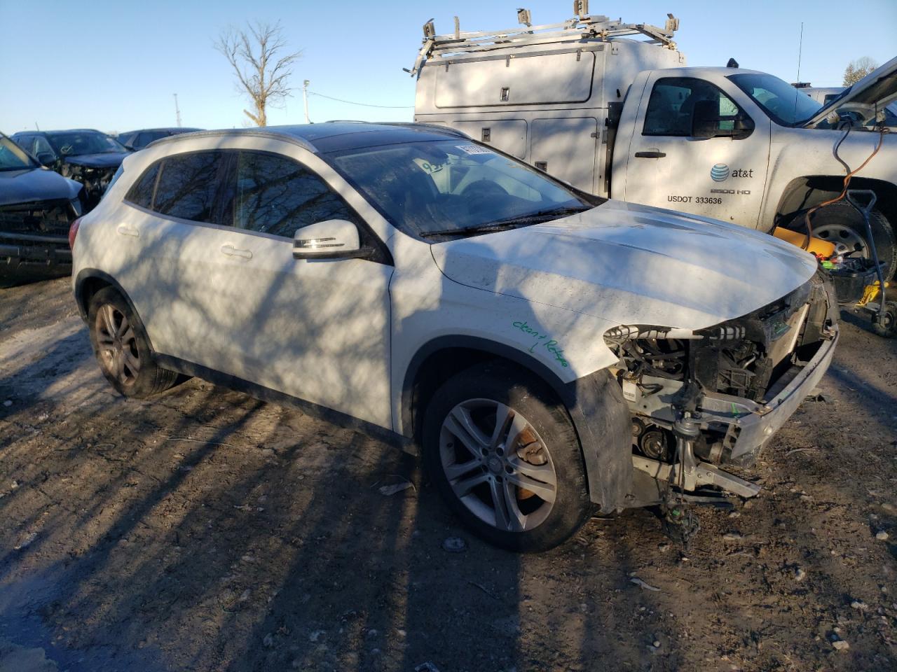 2015 Mercedes-Benz GLA-klasse VIN WDCTG4GB2FJ184717 Copart auction photo, front end / minor dent/scratches damage thumbnail 4