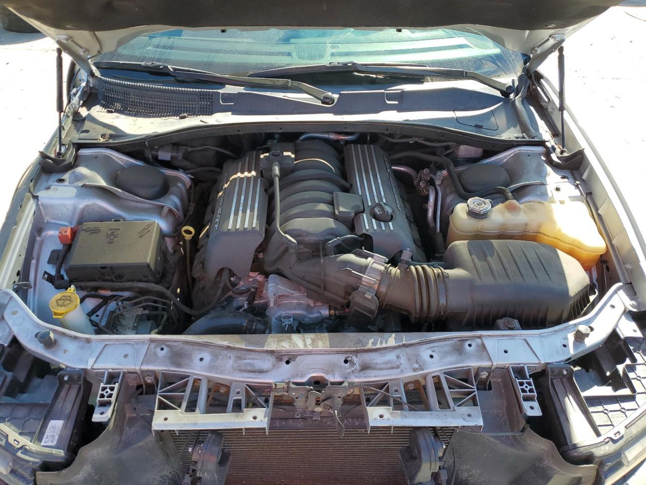 2020 Dodge Charger VIN 2C3CDXGJXLH252111 Copart auction photo, front end / side damage thumbnail 11