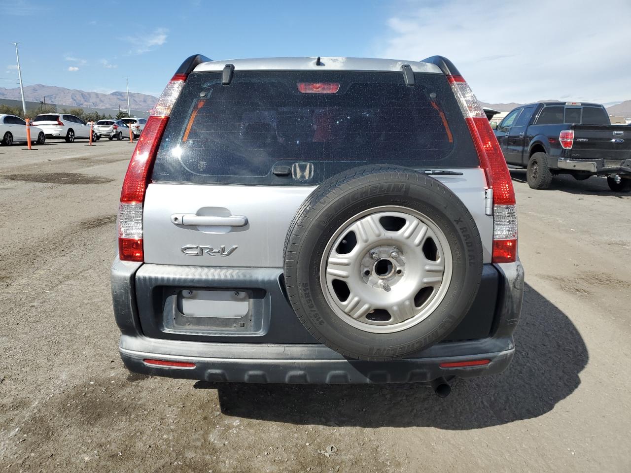 2005 Honda CR-V VIN JHLRD68585C002991 Copart auction photo, front end damage thumbnail 6