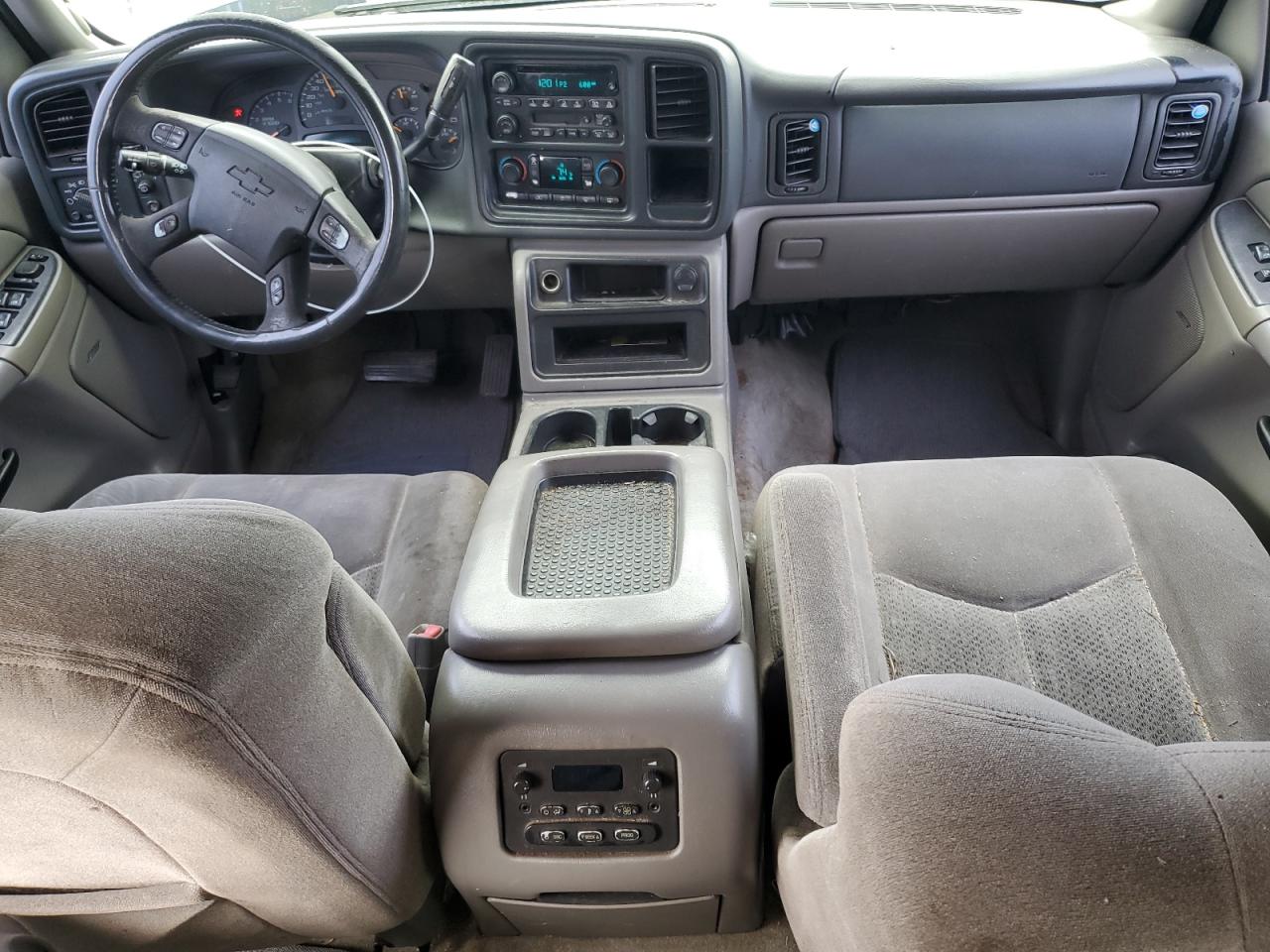 2005 Chevrolet Tahoe VIN 1GNEK13T15J158349 Copart auction photo, side damage thumbnail 8
