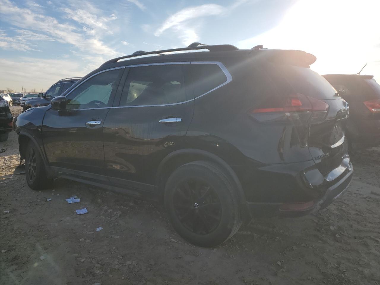 2018 Nissan Rogue VIN 5N1AT2MT2JC782664 Copart auction photo, front end damage thumbnail 2