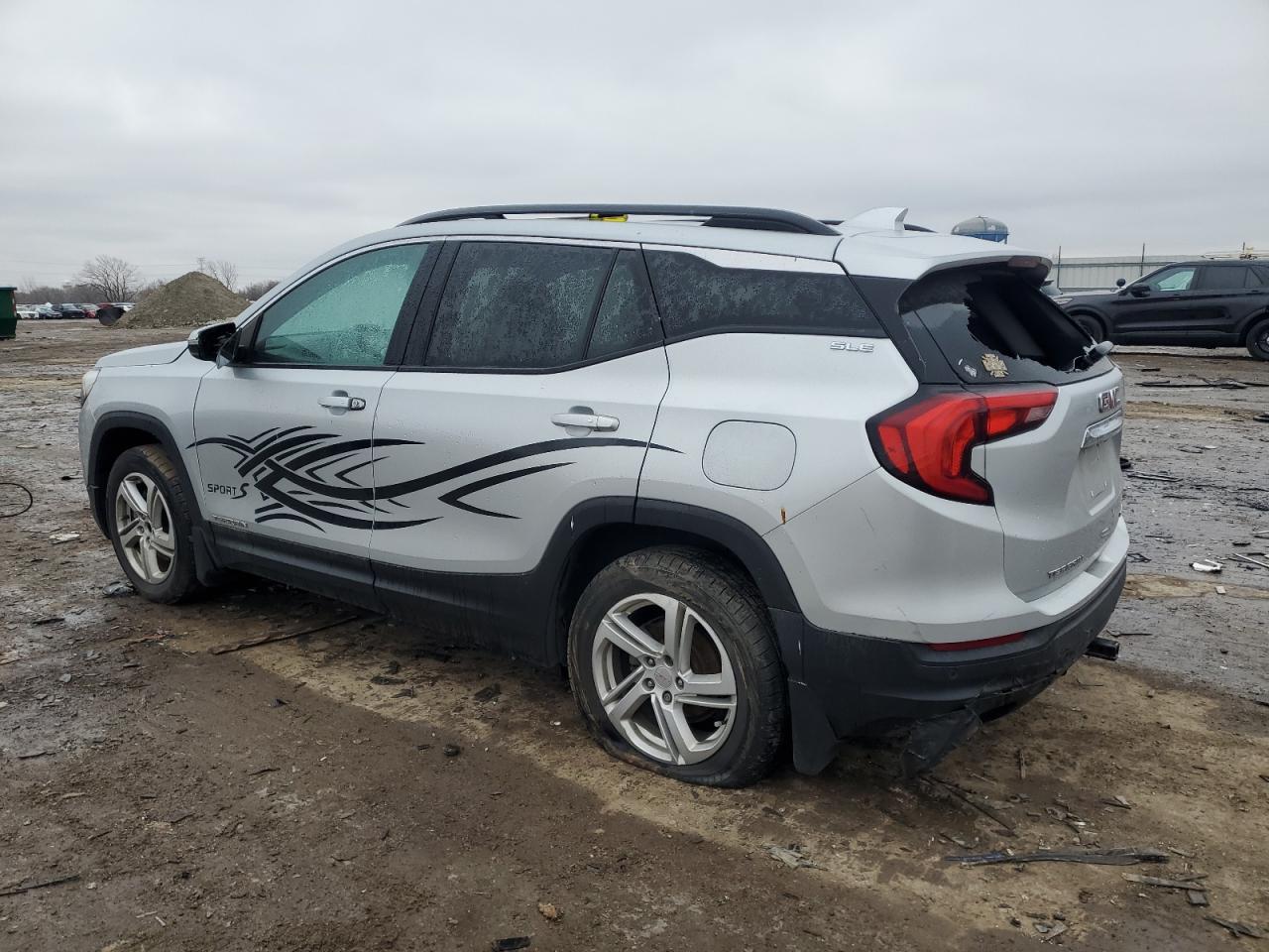 2018 GMC Terrain VIN 3GKALTEX3JL282260 Copart auction photo, vandalism damage thumbnail 2