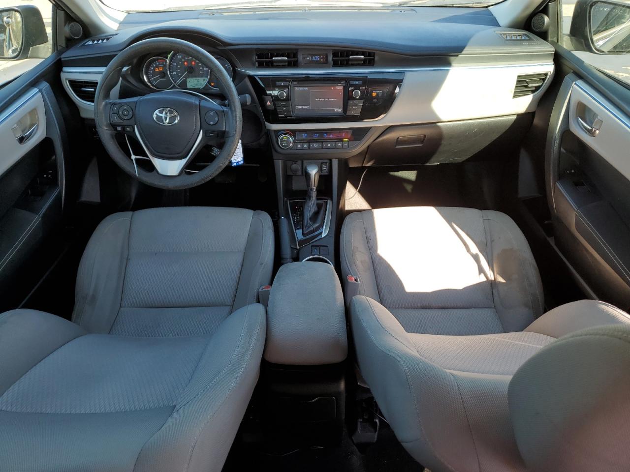 2016 Toyota Corolla VIN 5YFBURHE9GP441563 Copart auction photo, rear end damage thumbnail 8