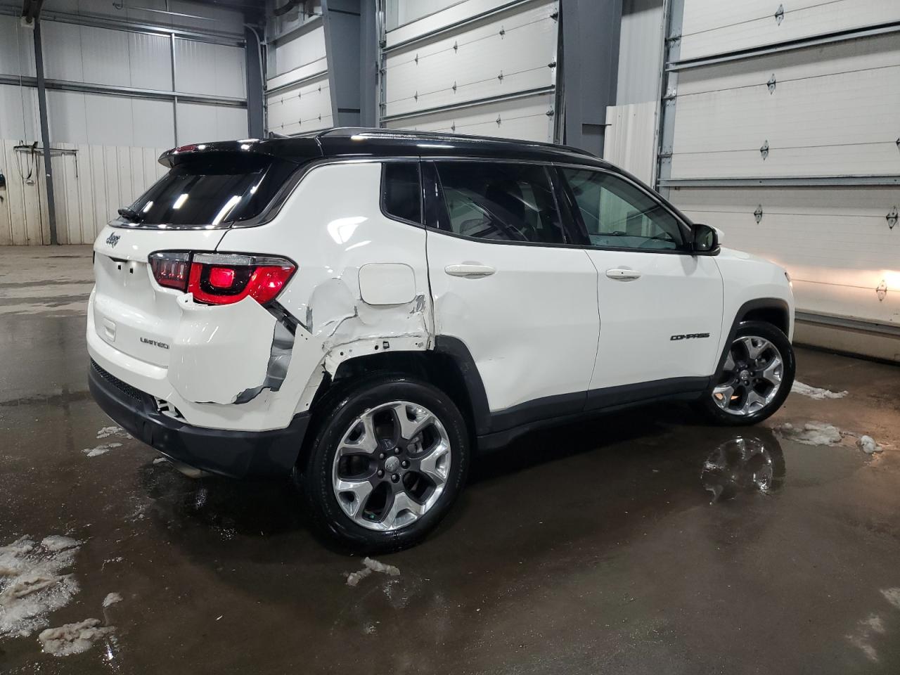 2019 Jeep Compass VIN 3C4NJCCB7KT699179 Copart auction photo, rear end / front end damage thumbnail 3