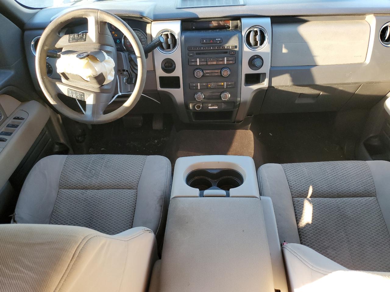 2010 Ford F-150 VIN 1FTEW1C82AFD86477 Copart auction photo, front end / mechanical damage thumbnail 8