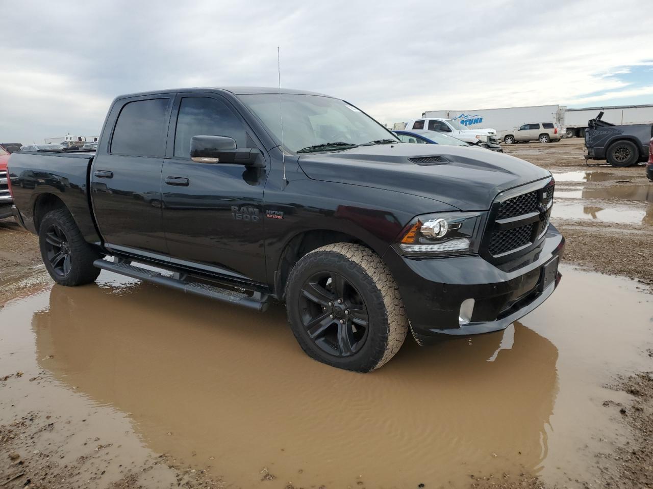 2017 RAM 1500 VIN 1C6RR7MT7HS838186 Copart auction photo, side / rear end damage thumbnail 4