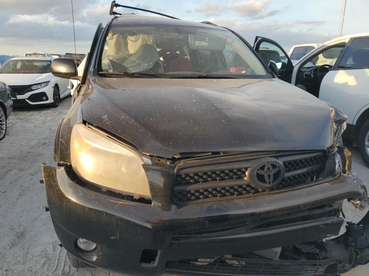 2008 Toyota RAV 4 VIN JTMZD32V785116123 Copart auction photo, all over damage thumbnail 5