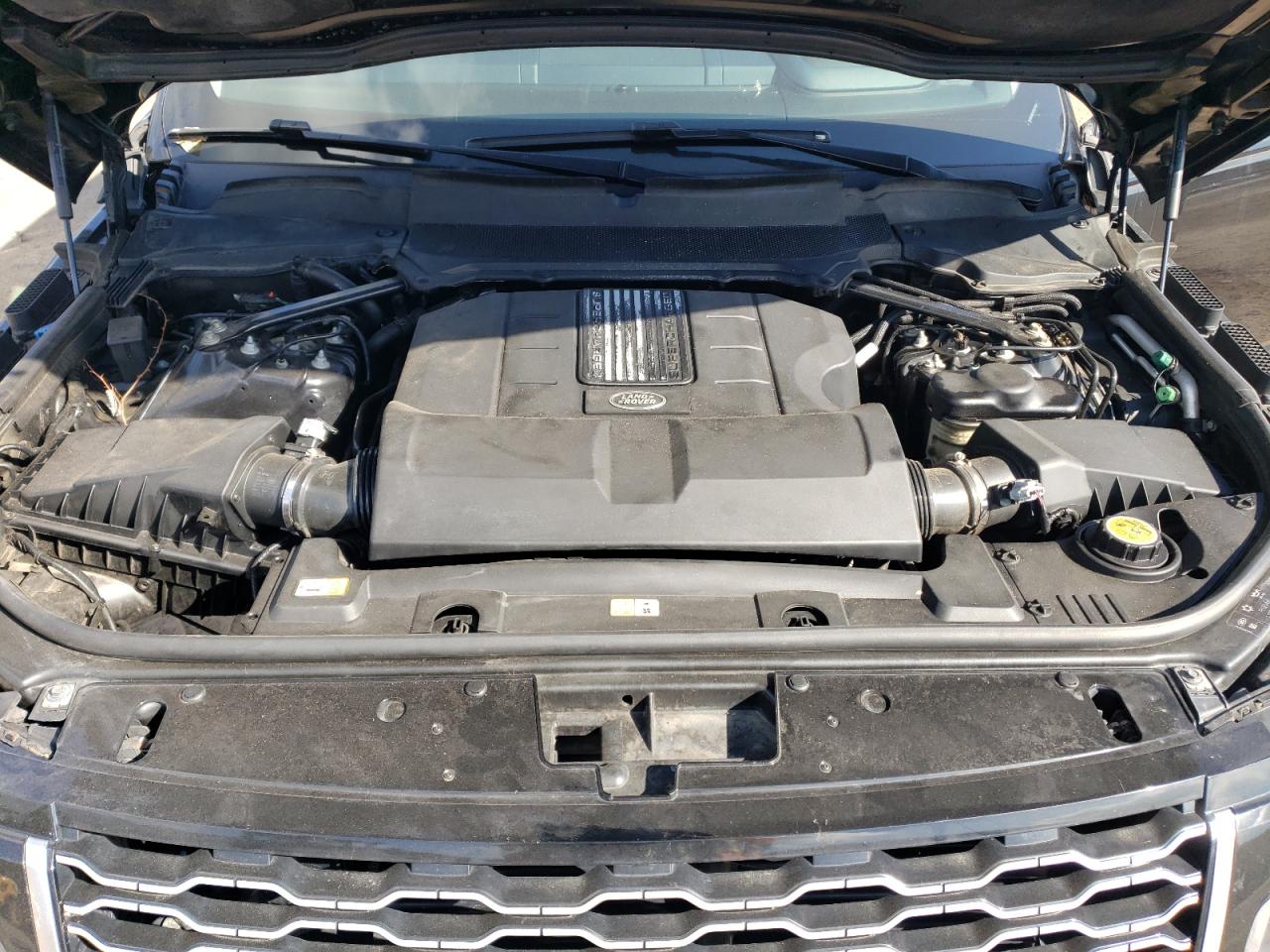 2019 Land Rover Range Rover VIN SALGS5RE1KA517950 Copart auction photo, all over damage thumbnail 12
