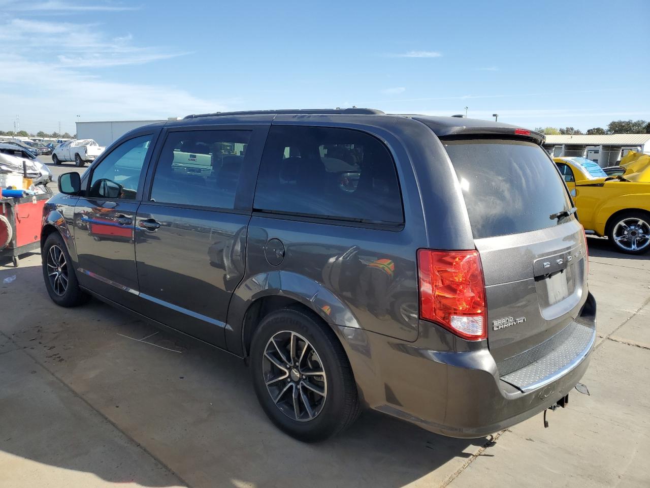2018 Dodge Caravan VIN 2C4RDGEG5JR344344 Copart auction photo, rear end / side damage thumbnail 2