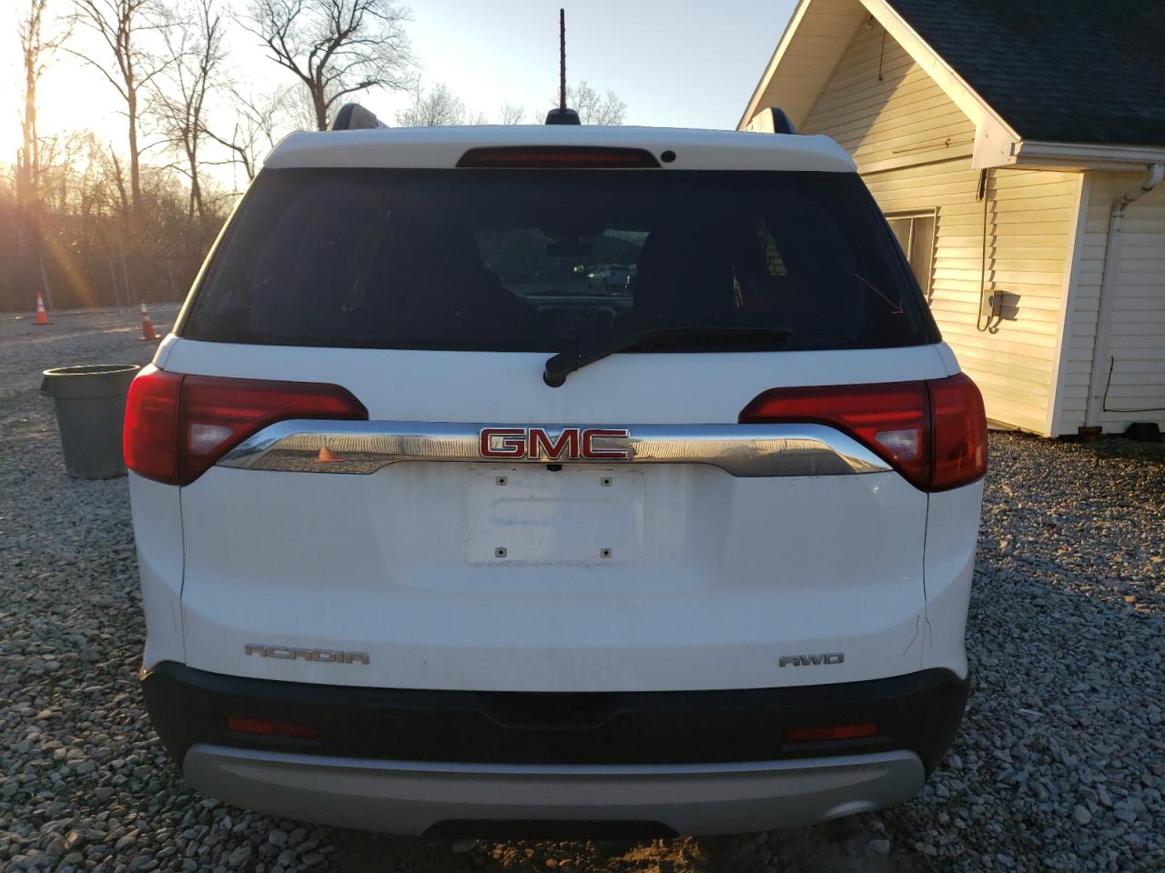 2019 GMC Acadia VIN 1GKKNSLAXKZ127318 Copart auction photo, front end damage thumbnail 6