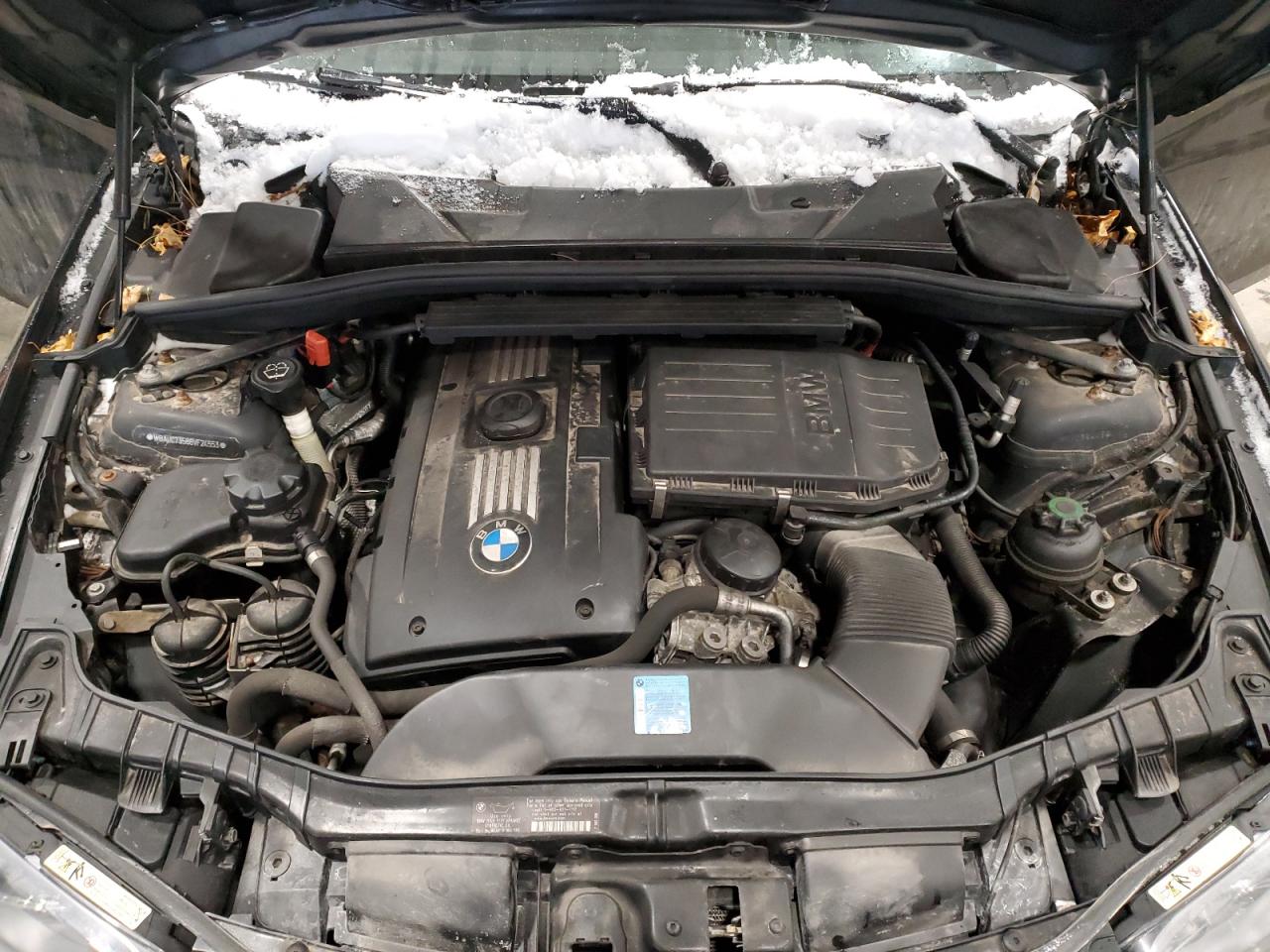2008 BMW 1er VIN WBAUC73588VF24553 Copart auction photo, all over / undercarriage damage thumbnail 13