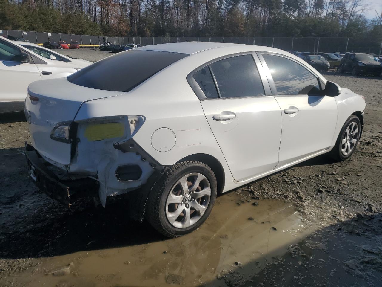 2012 Mazda 3 VIN JM1BL1UG2C1549999 Copart auction photo, front end / rear end damage thumbnail 3
