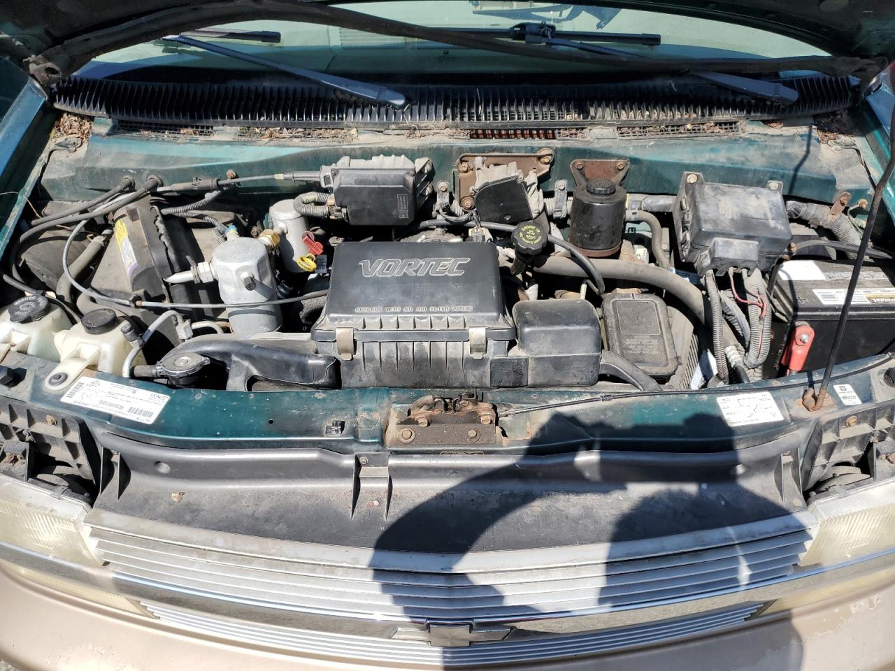 1998 Chevrolet Astro VIN 1GNDM19W8WB200244 Copart auction photo, water/flood damage thumbnail 12