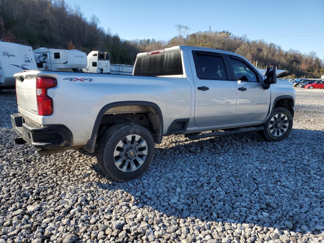 2022 Chevrolet Silverado VIN 2GC4YME74N1239442 Copart auction photo, front end / rear end damage thumbnail 3