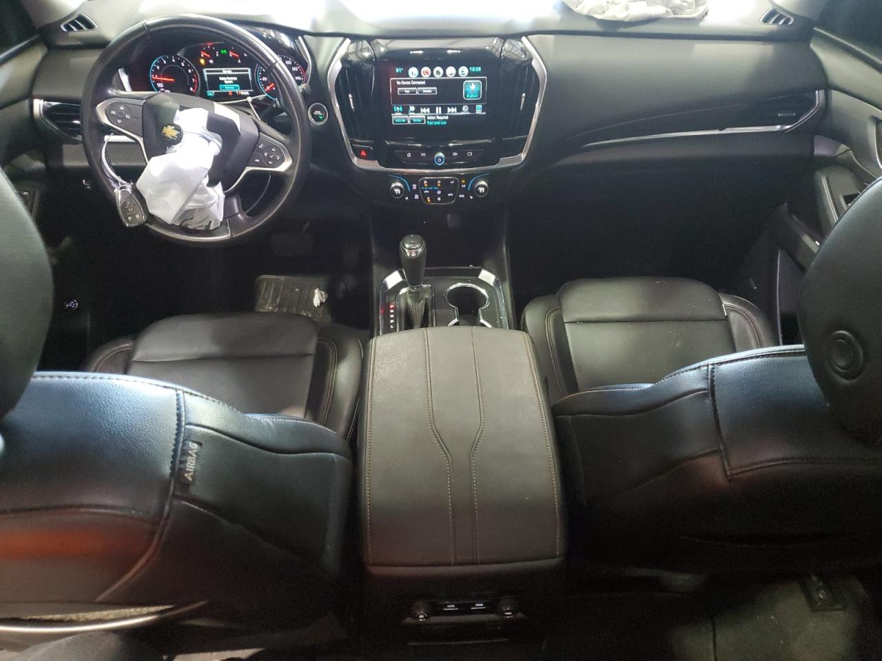2018 Chevrolet Traverse VIN 1GNERHKW0JJ238056 Copart auction photo, front end / minor dent/scratches damage thumbnail 8