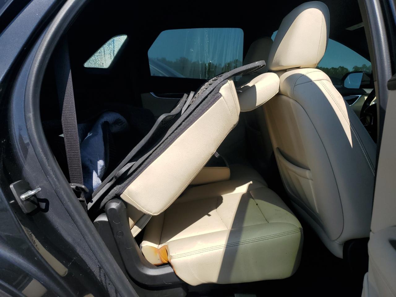 2019 Cadillac XT5 VIN 1GYKNARS5KZ299790 Copart auction photo, water/flood damage thumbnail 10