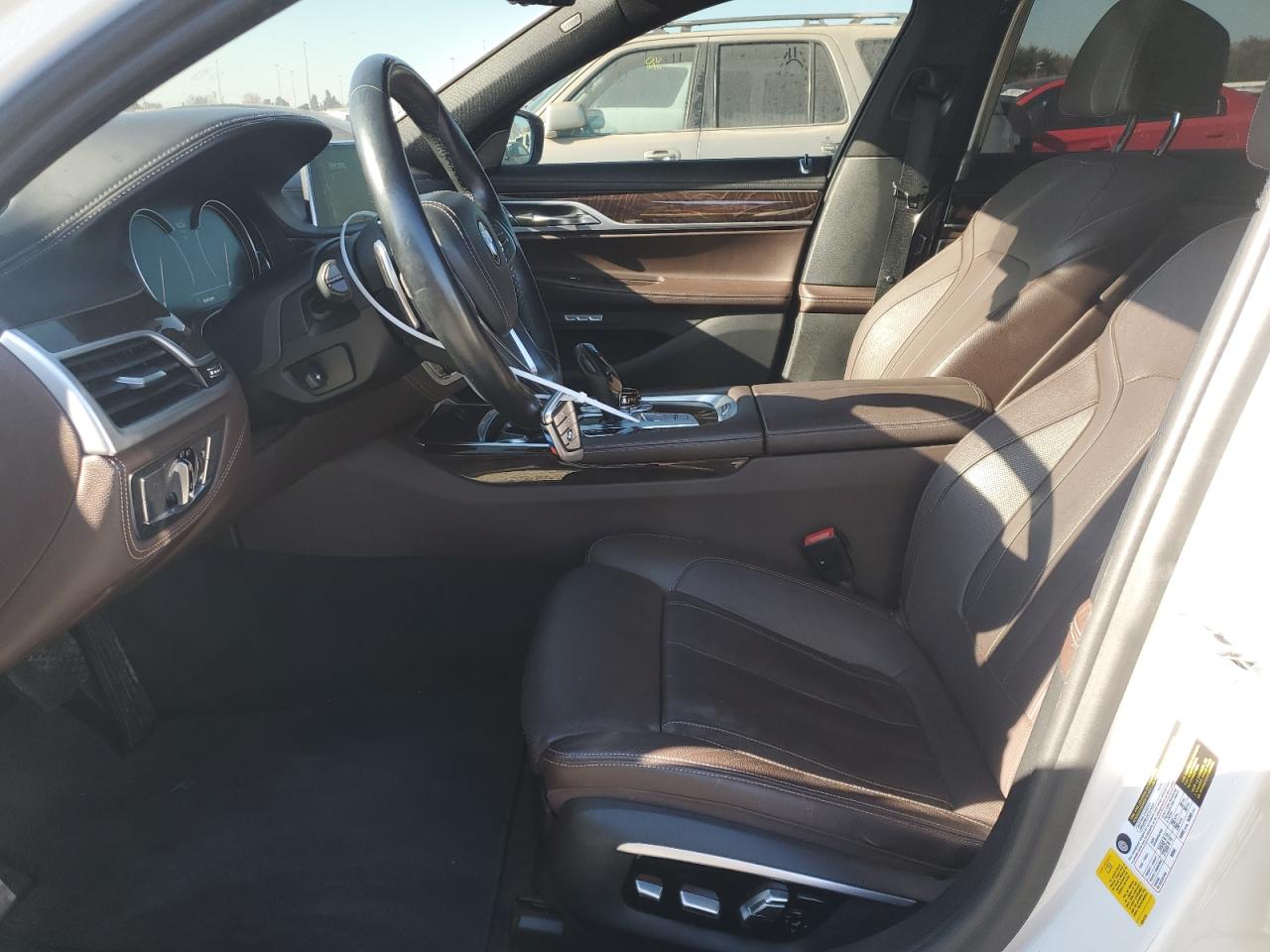 2017 BMW 7er VIN WBA7E2C32HG741056 Copart auction photo, front end damage thumbnail 7