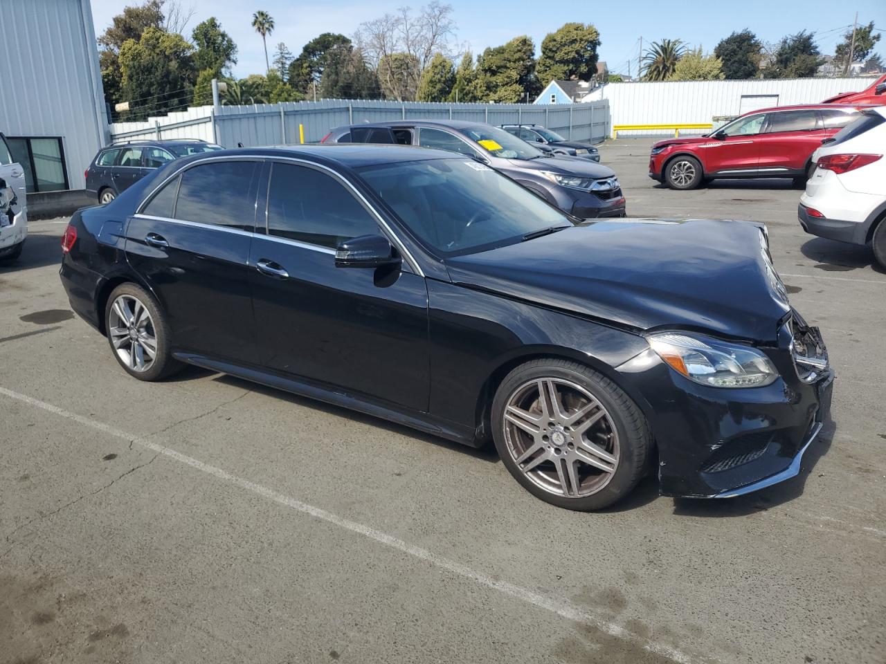 2014 Mercedes-Benz E-klasse VIN WDDHF5KB3EA823171 Copart auction photo, front end damage thumbnail 4