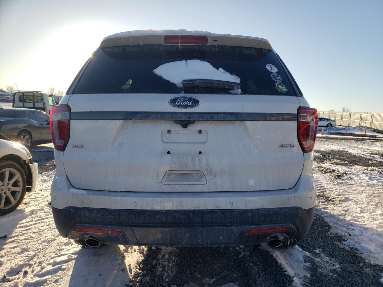 2017 Ford Explorer VIN 1FM5K8D89HGD72465 Copart auction photo, front end damage thumbnail 6