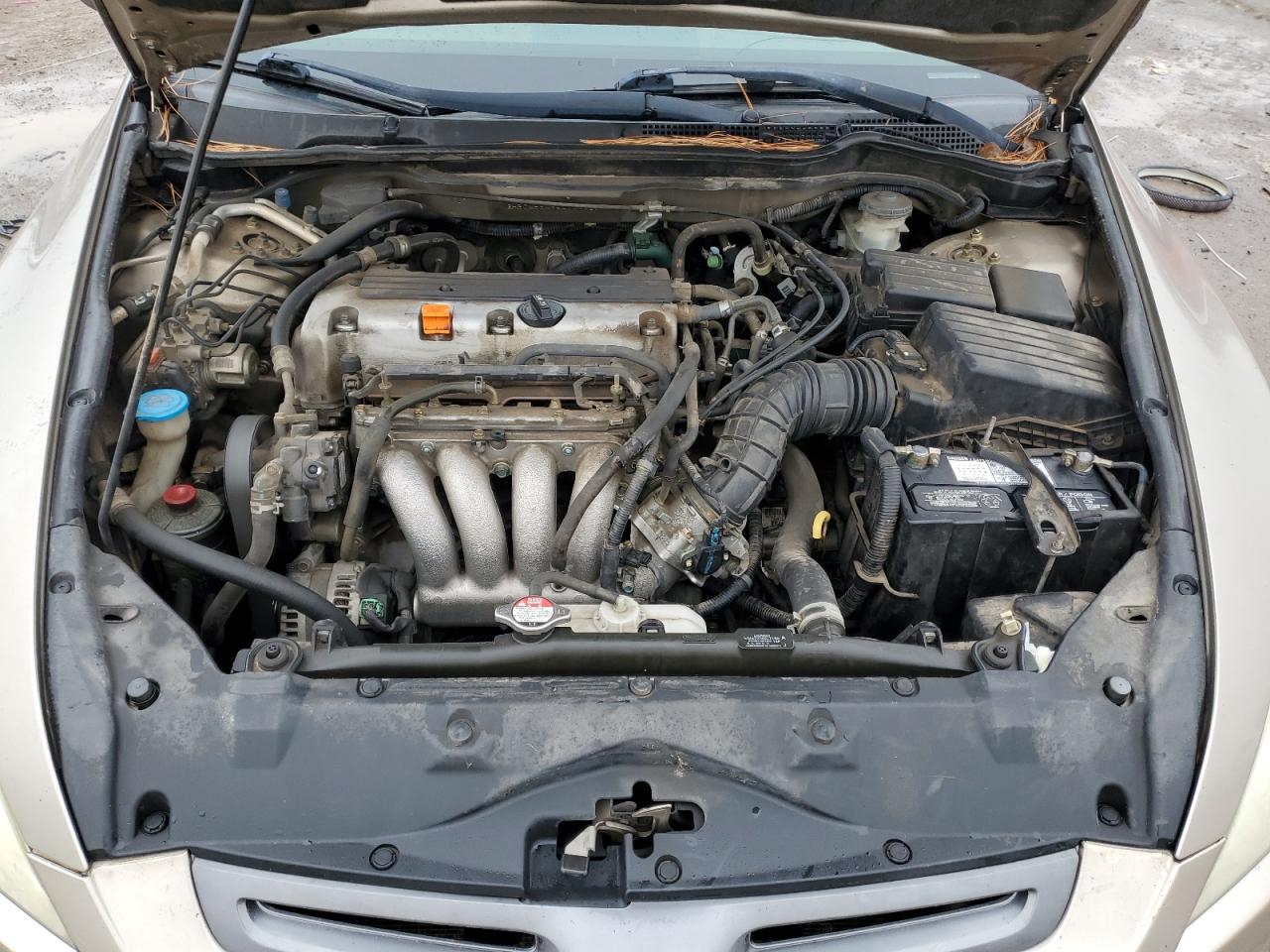 2005 Honda Accord VIN 3HGCM56495G703500 Copart auction photo, rear end / minor dent/scratches damage thumbnail 11