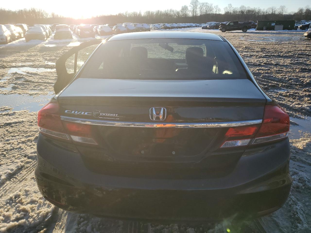 2014 Honda Civic VIN 19XFB2F95EE017090 Copart auction photo, side / front end damage thumbnail 6