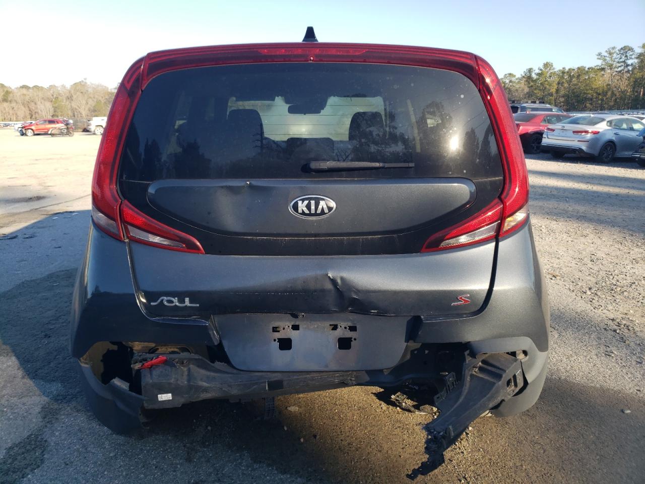 2020 KIA Soul VIN KNDJ23AU2L7059435 Copart auction photo, rear end damage thumbnail 6