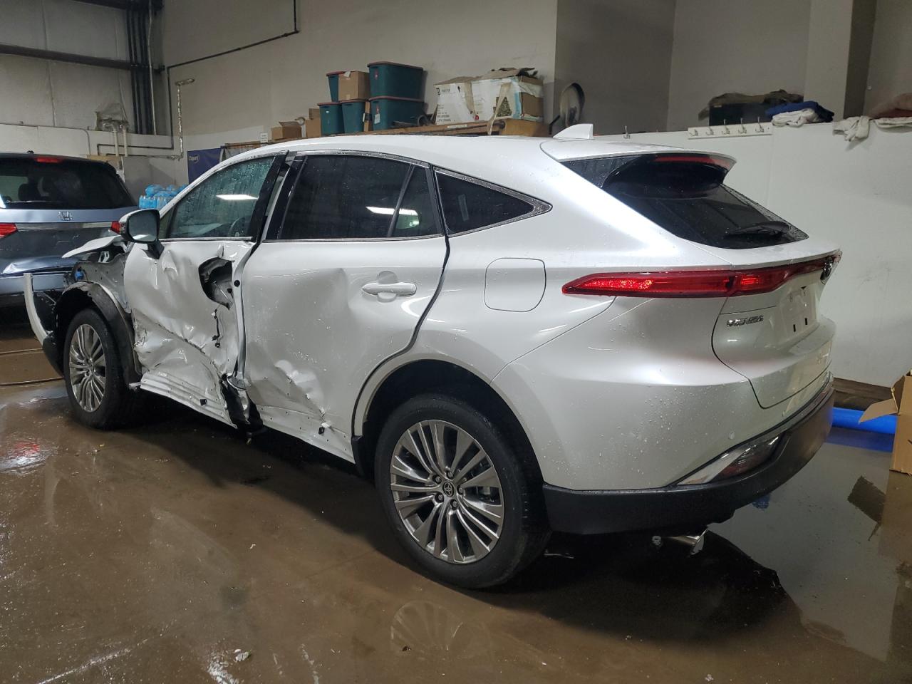 2024 Toyota Venza VIN JTEAAAAH4RJ153981 Copart auction photo, side / front end damage thumbnail 2
