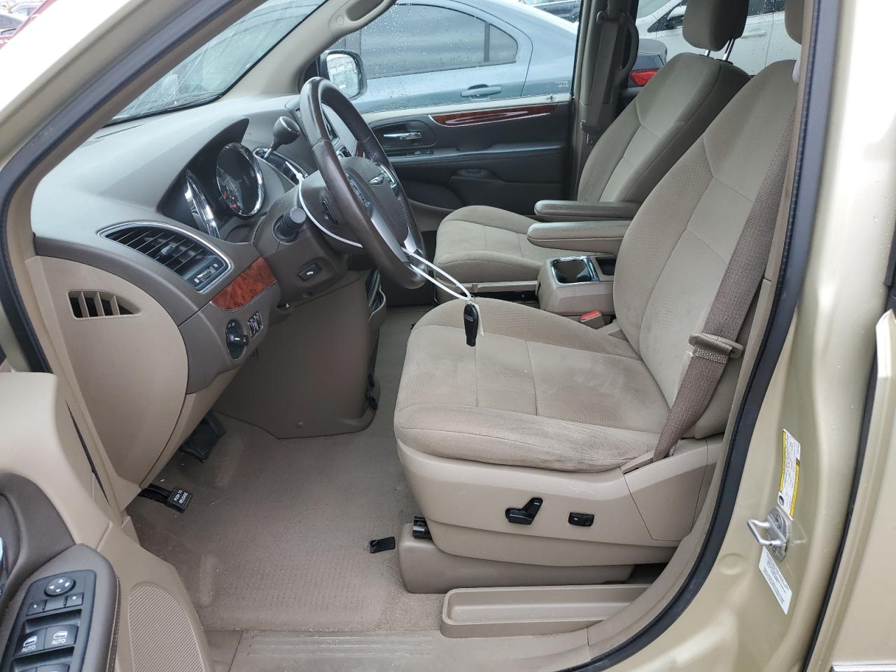 2012 Chrysler Town & Country VIN 2C4RC1BG2CR157960 Copart auction photo, front end damage thumbnail 7