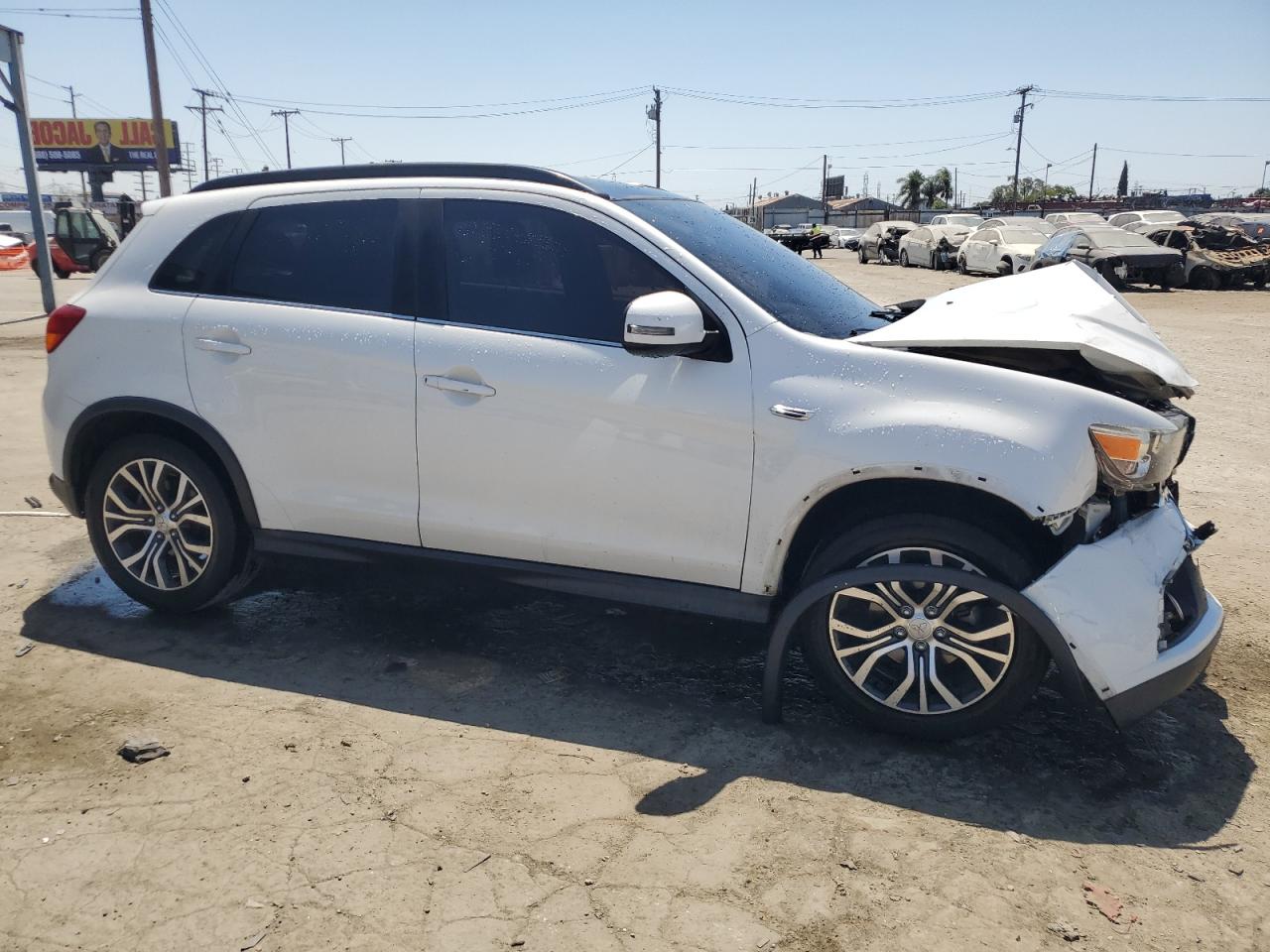 2017 Mitsubishi Outlander VIN JA4AR4AWXHZ061216 Copart auction photo, front end damage thumbnail 4