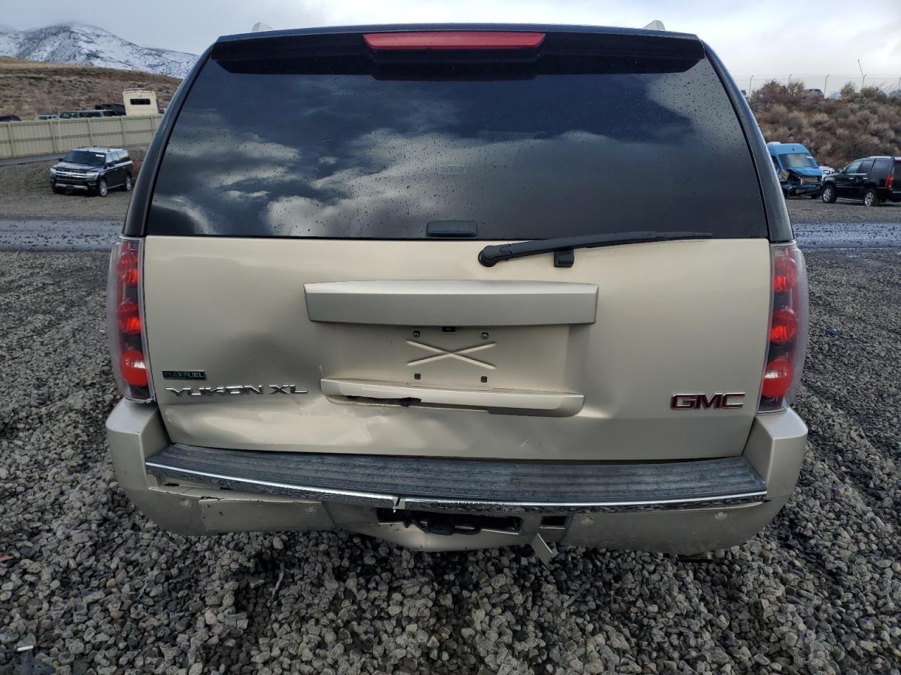 2011 GMC Yukon VIN 1GKS2MEF3BR300805 Copart auction photo, rear end damage thumbnail 6