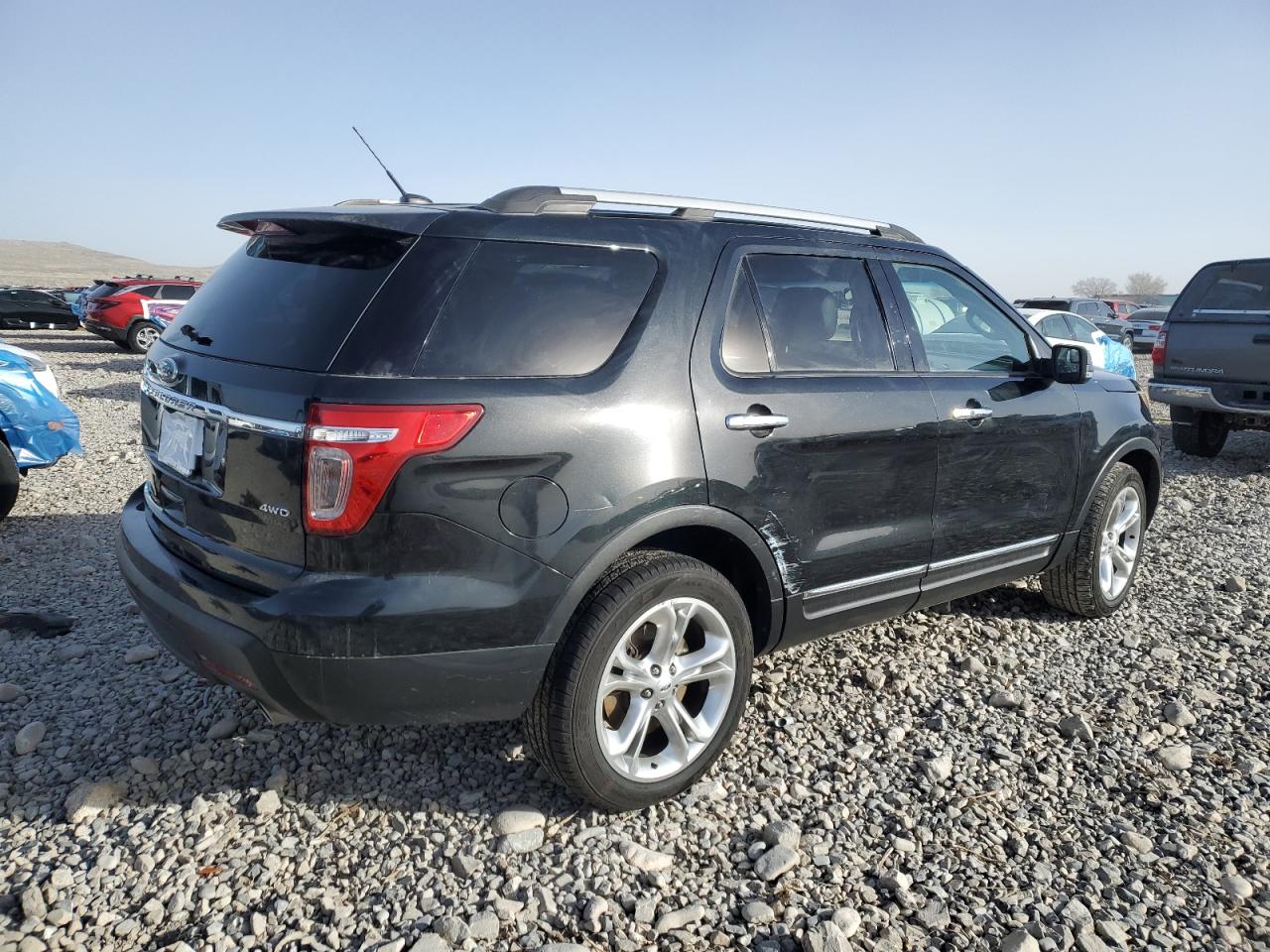 2013 Ford Explorer VIN 1FM5K8F87DGB79917 Copart auction photo, side / front end damage thumbnail 3