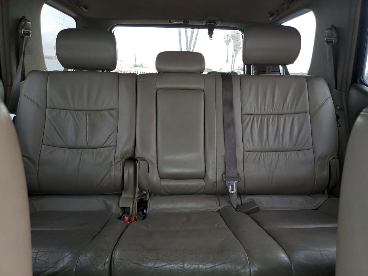 2004 Toyota Sequoia VIN 5TDZT38A74S217304 Copart auction photo, rear end / front end damage thumbnail 10