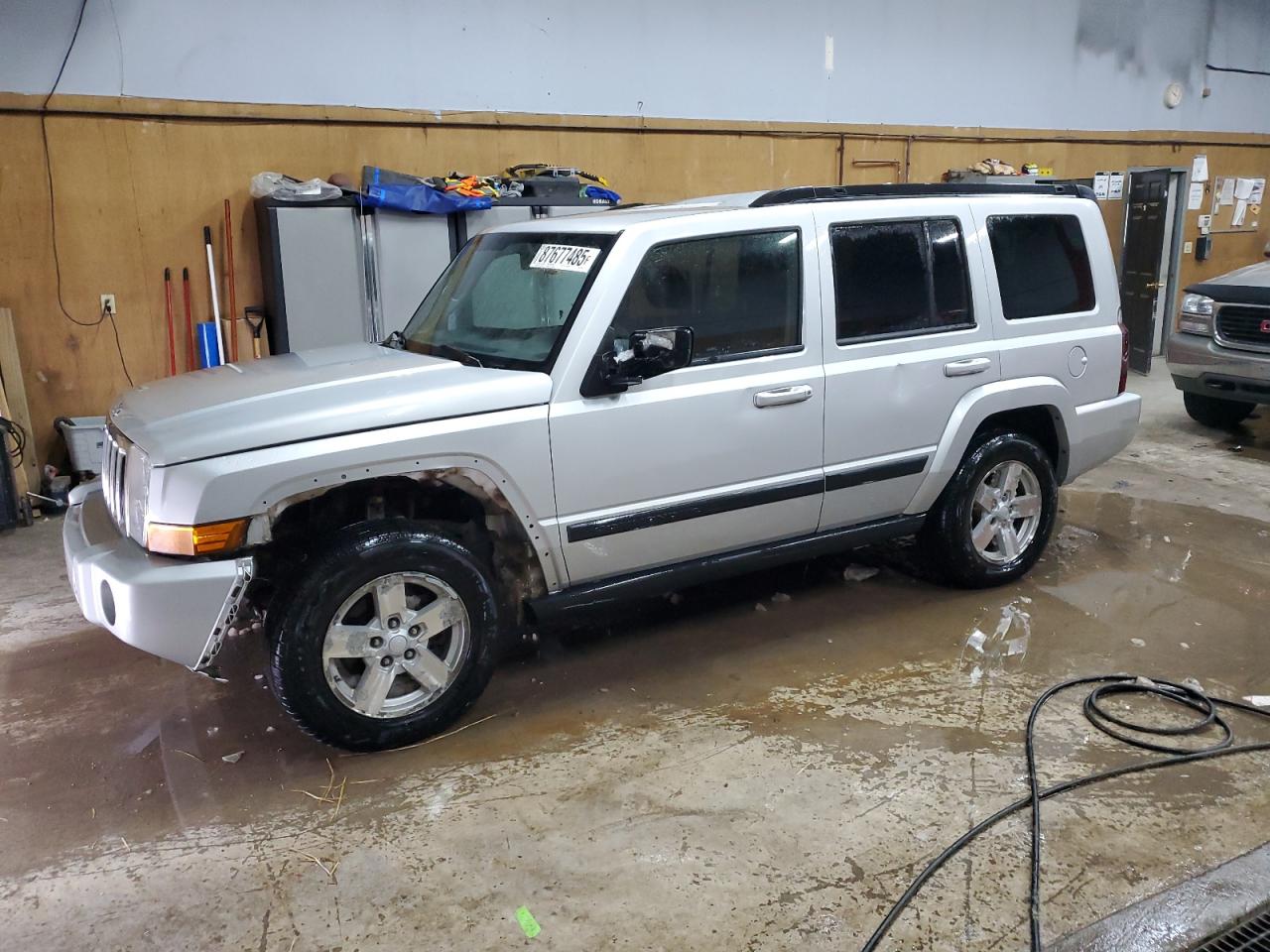 2008 Jeep Commander VIN 1J8HG48K58C208793