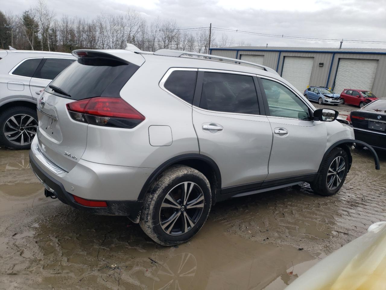 2020 Nissan Rogue VIN 5N1AT2MV2LC731198 Copart auction photo, front end damage thumbnail 3