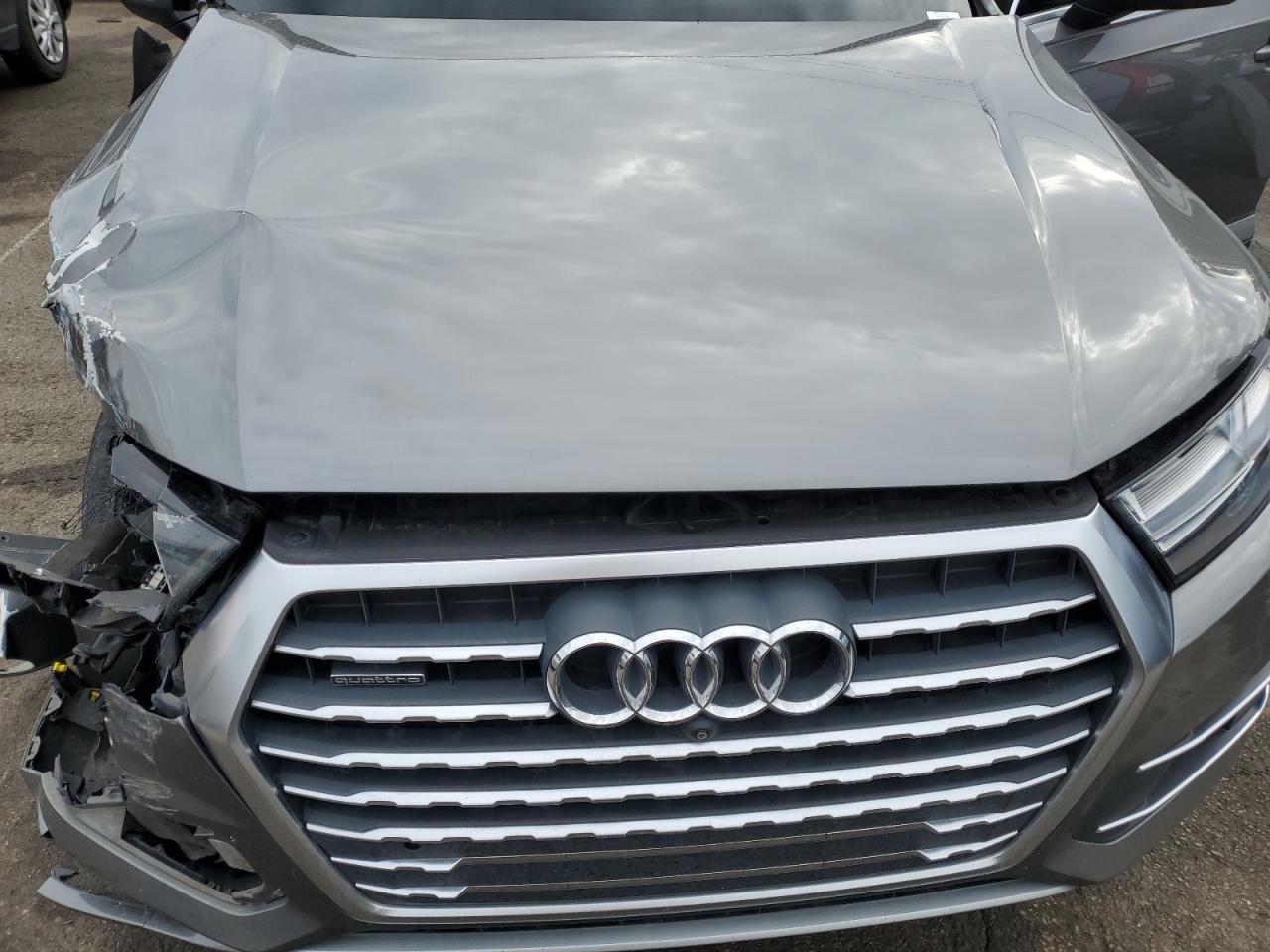 2017 Audi Q7 VIN WA1LAAF72HD000326 Copart auction photo, front end damage thumbnail 12