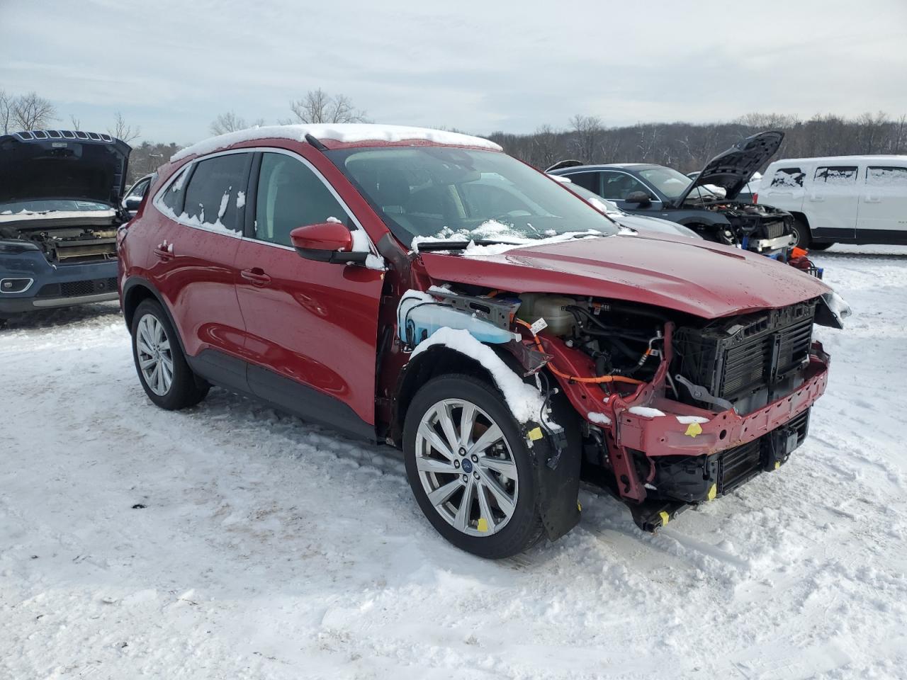 2022 Ford Escape VIN 1FMCU9DZ3NUA94353 Copart auction photo, front end / minor dent/scratches damage thumbnail 4