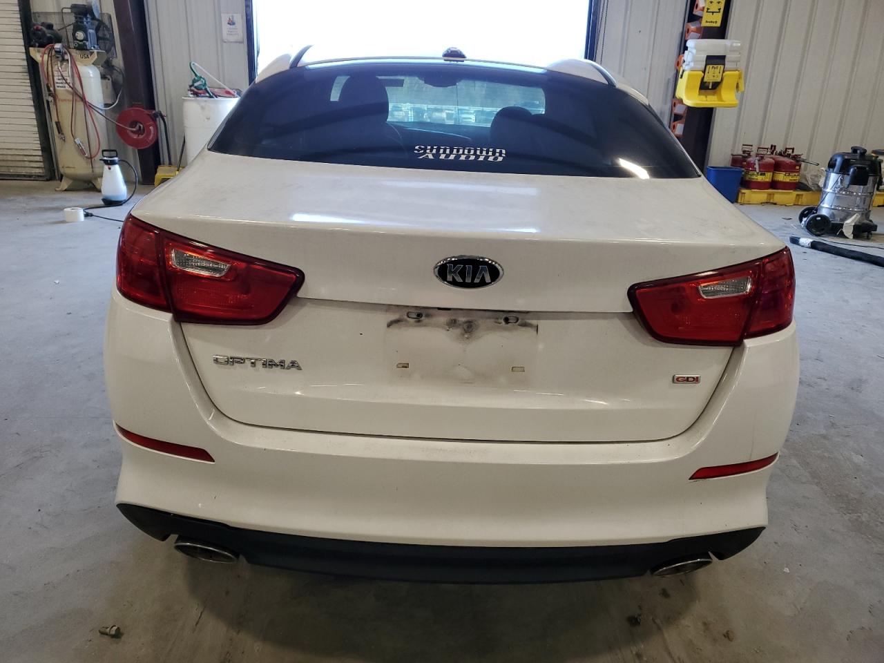 2015 KIA Optima VIN KNAGM4A7XF5591159 Copart auction photo, minor dent/scratches damage thumbnail 6