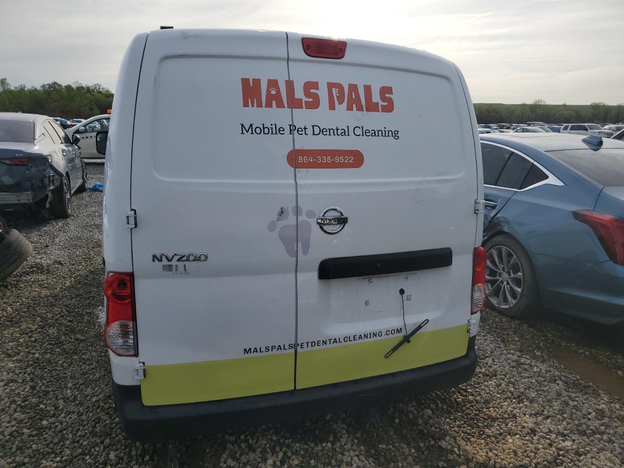 2017 Nissan NV VIN 3N6CM0KN6HK714341 Copart auction photo, front end / minor dent/scratches damage thumbnail 6