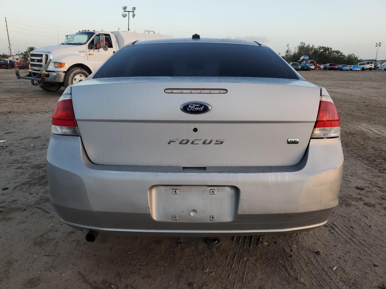 2008 Ford Focus VIN 1FAHP35N28W161615 Copart auction photo, front end / rear end damage thumbnail 6