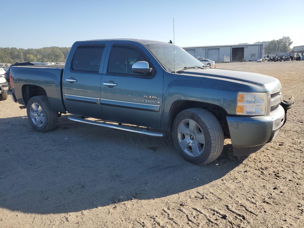 2009 Chevrolet Silverado VIN 3GCEC23099G231086 Copart auction photo, all over damage thumbnail 4