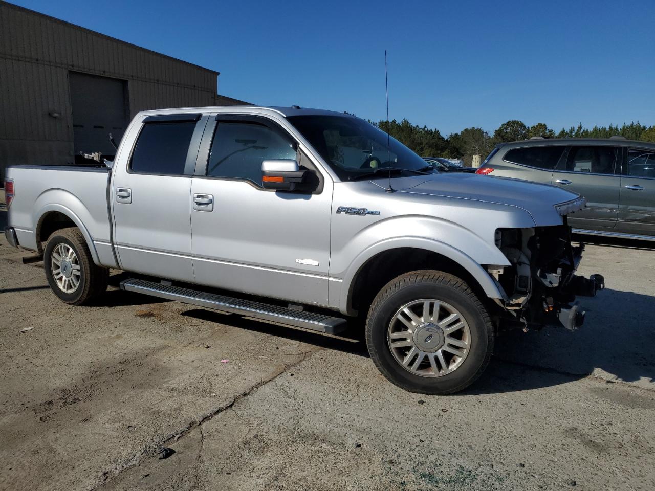 2014 Ford F-150 VIN 1FTFW1CT6EKD73303 Copart auction photo, front end damage thumbnail 4